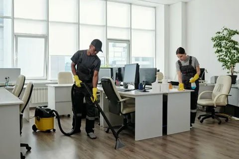 Tips to keep your bedroom fresh and clean